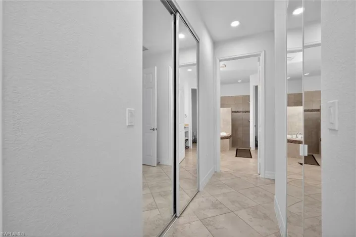 3296 Pacific Dr, Naples, Florida 34119