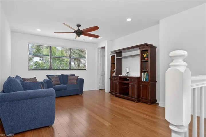 3296 Pacific Dr, Naples, Florida 34119