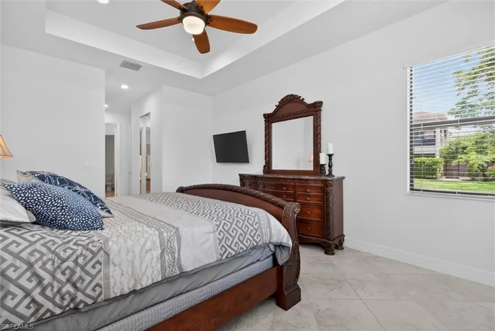 3296 Pacific Dr, Naples, Florida 34119
