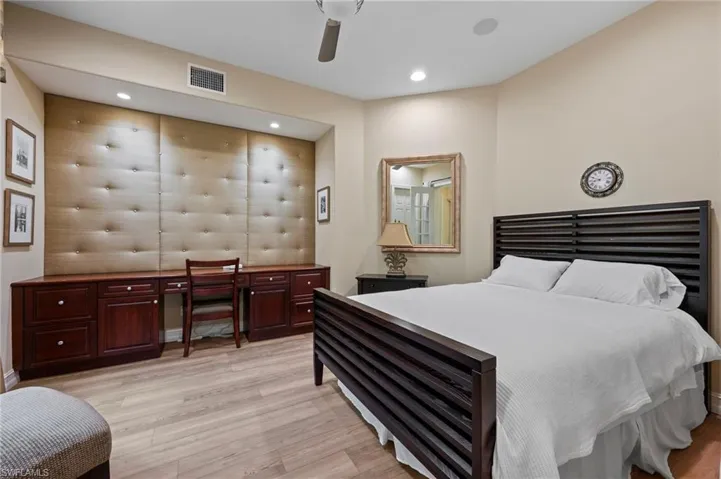 2809 Tiburon Blvd E 2-101, Naples, Florida 34109