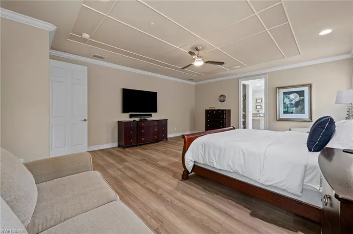 2809 Tiburon Blvd E 2-101, Naples, Florida 34109