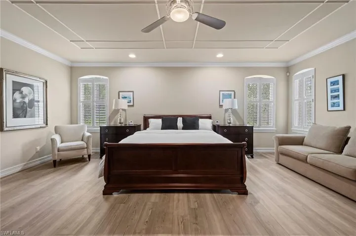 2809 Tiburon Blvd E 2-101, Naples, Florida 34109