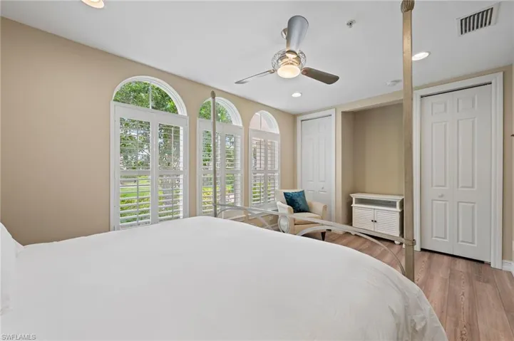 2809 Tiburon Blvd E 2-101, Naples, Florida 34109