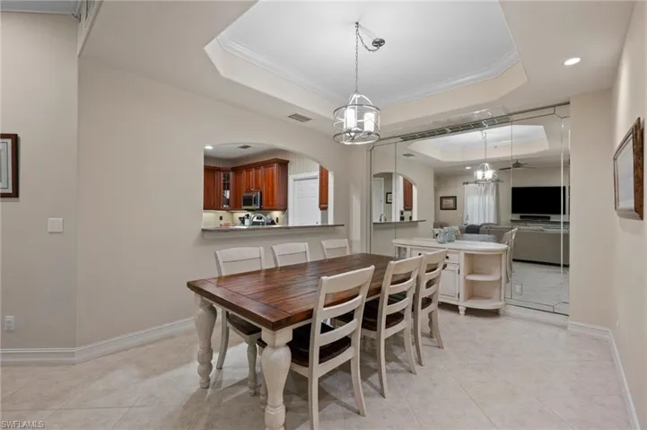 2809 Tiburon Blvd E 2-101, Naples, Florida 34109