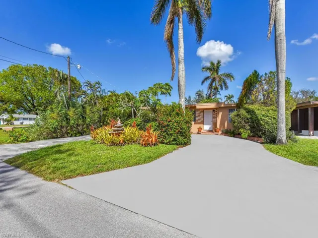 1227 Trail Terrace Dr, Naples Fl 34103