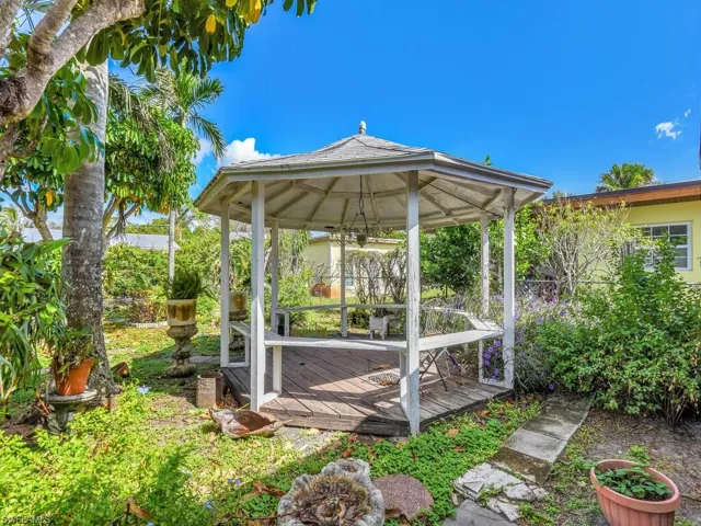 1227 Trail Terrace Dr, Naples Fl 34103