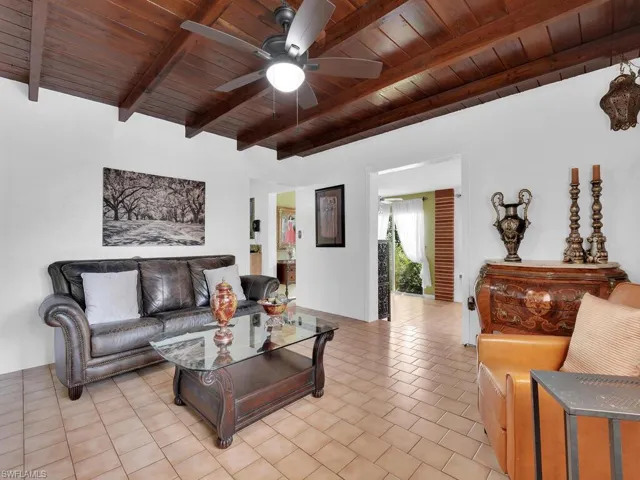 1227 Trail Terrace Dr, Naples Fl 34103