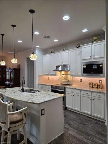 10817 Dennington Rd, Fort Myers, Florida 33913