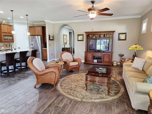 10817 Dennington Rd, Fort Myers, Florida 33913