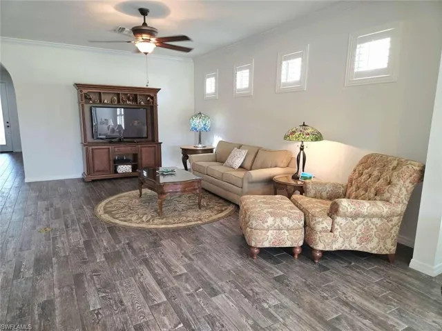 10817 Dennington Rd, Fort Myers, Florida 33913