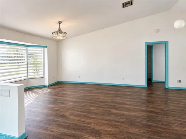 1823 4th St, Cape Coral, Florida 33990