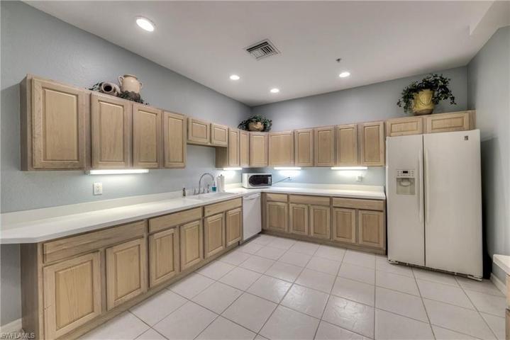 Kitchen in social room for owners to use for parties