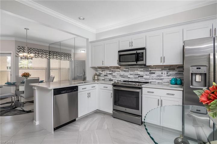 314 Emerald Bay CIR # I3, NAPLES FL 34110