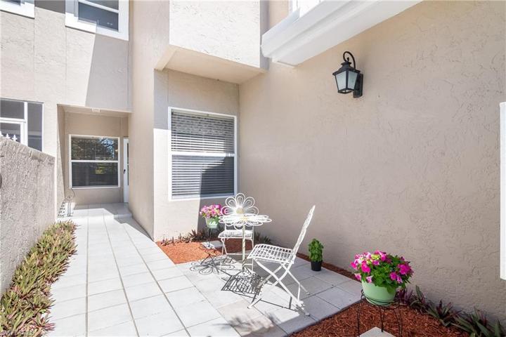 314 Emerald Bay CIR # I3, NAPLES FL 34110