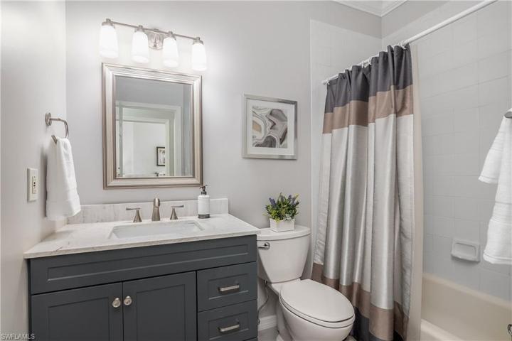314 Emerald Bay CIR # I3, NAPLES FL 34110