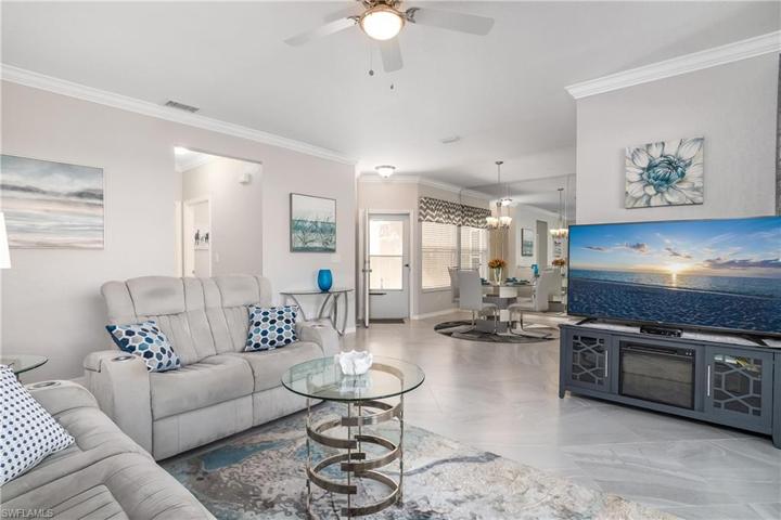 314 Emerald Bay CIR # I3, NAPLES FL 34110