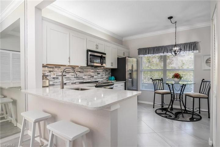 314 Emerald Bay CIR # I3, NAPLES FL 34110