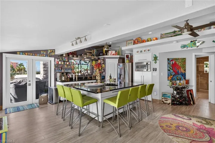820 3rd St, Fort Myers Beach, Florida 33931