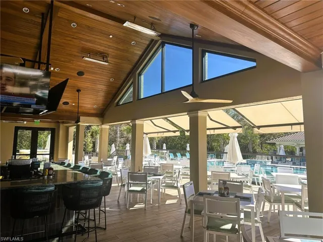 Cabana Bar - The Hammock