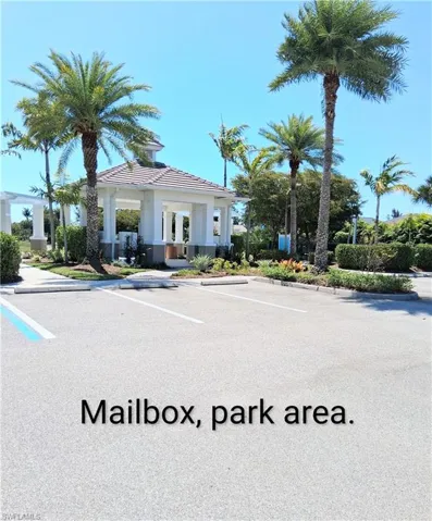 Mail area, dog park, kids area, lakefront seats