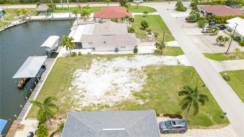 2469 Cherimoya Ln, Other, Florida 33956