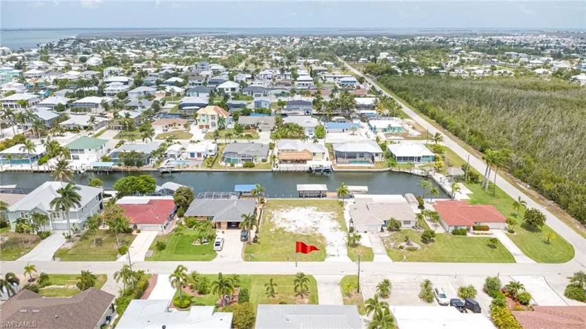 2469 Cherimoya Ln, Other, Florida 33956