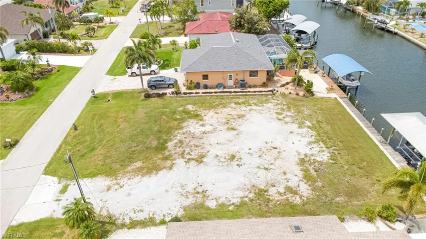 2469 Cherimoya Ln, Other, Florida 33956