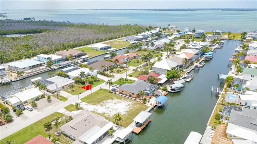 2469 Cherimoya Ln, Other, Florida 33956