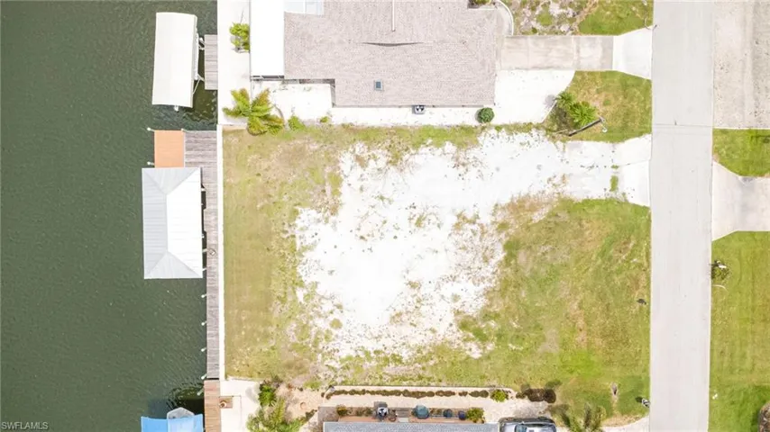 2469 Cherimoya Ln, Other, Florida 33956