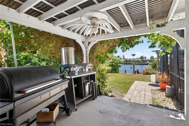 3810 Se 1st Pl, Cape Coral, Florida 33904