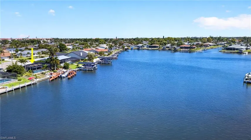 3810 Se 1st Pl, Cape Coral, Florida 33904