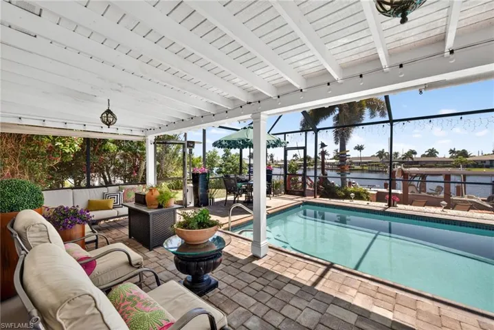 3810 Se 1st Pl, Cape Coral, Florida 33904