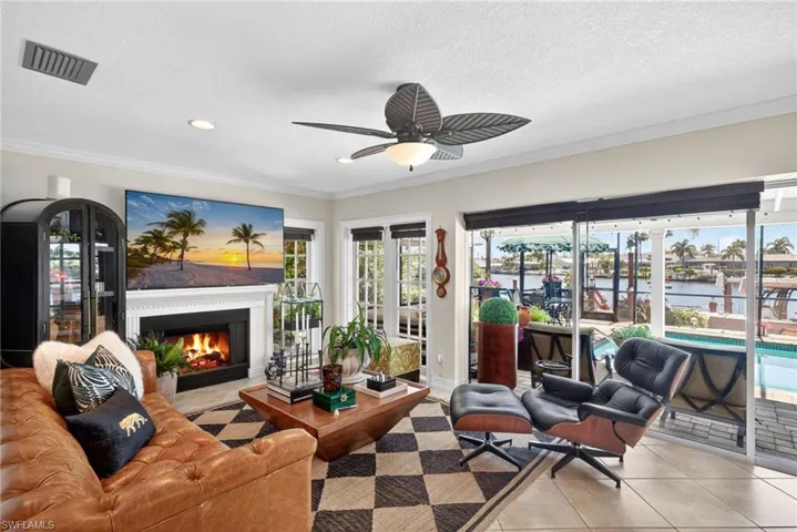 3810 Se 1st Pl, Cape Coral, Florida 33904