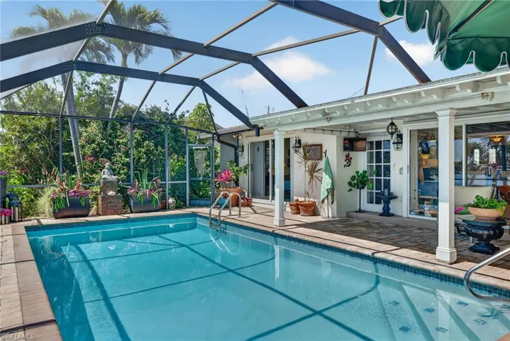 3810 Se 1st Pl, Cape Coral, Florida 33904