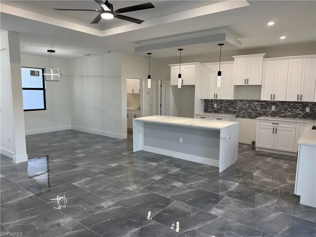 3905 33rd ST, Lehigh Acres, FL 33976,225063754