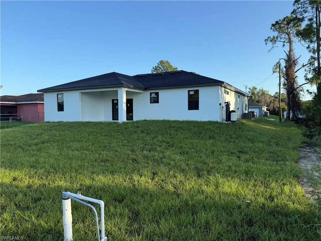 3905 33rd ST, Lehigh Acres, FL 33976,225063754