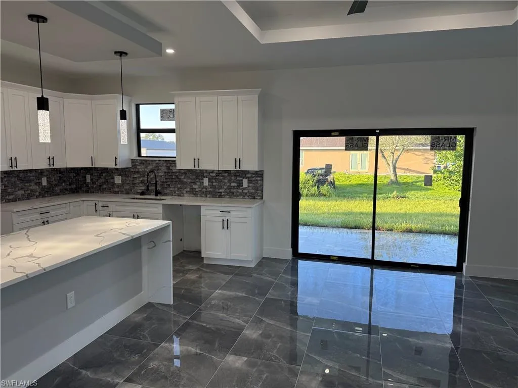 3905 33rd ST, Lehigh Acres, FL 33976,225063754