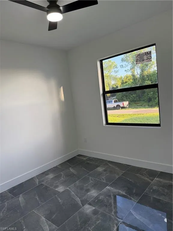 3905 33rd ST, Lehigh Acres, FL 33976,225063754