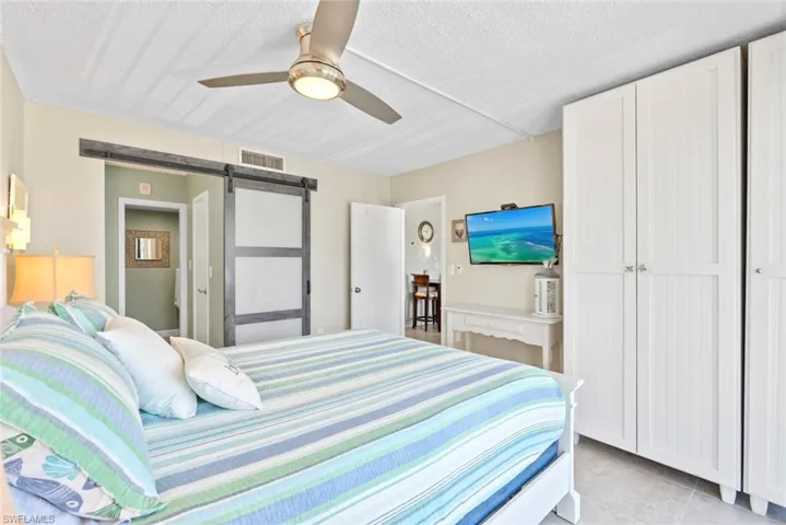 180 Seaview Ct 314, Marco Island, Florida 34145