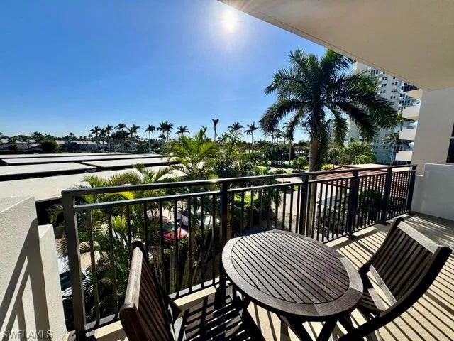 180 Seaview Ct 314, Marco Island, Florida 34145