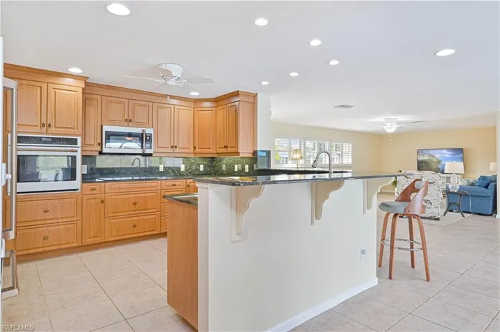 829 SE 41st  ST, Cape Coral, FL 33904