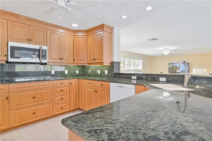 829 SE 41st  ST, Cape Coral, FL 33904