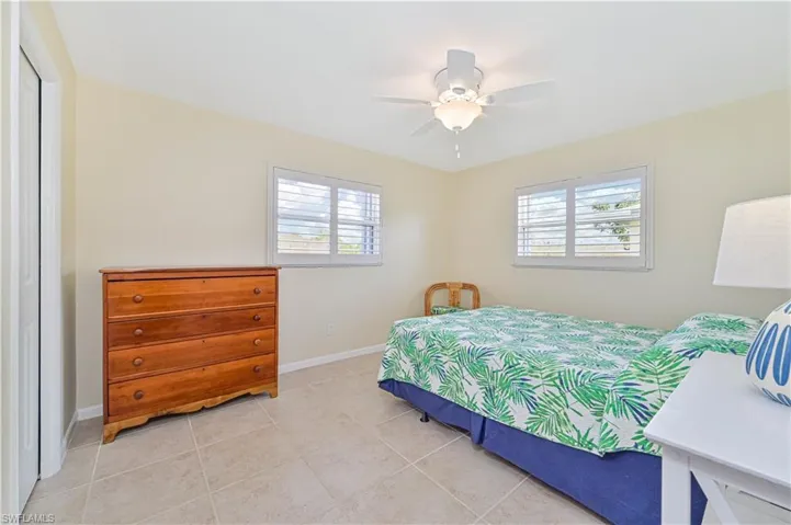 Guest bedroom