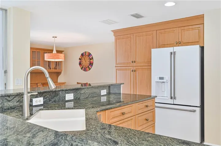 829 SE 41st  ST, Cape Coral, FL 33904