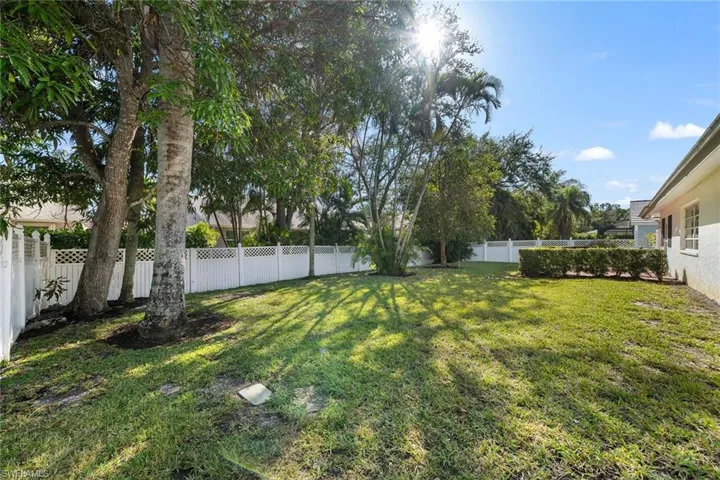1100 Moon Lake Dr, Naples Fl 34104