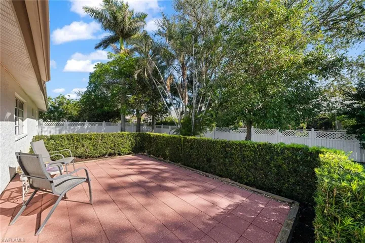 1100 Moon Lake Dr, Naples Fl 34104