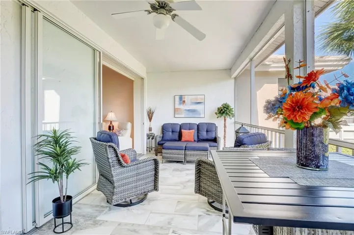 Soak up sun, feel the cool night breeze. Feel cheerful!