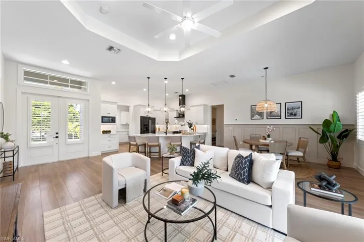 18151 Parkridge Cir, Fort Myers, Florida 33908