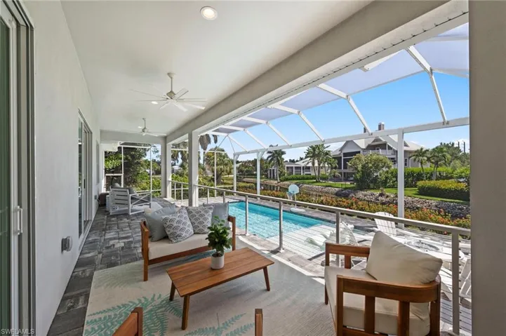 18151 Parkridge Cir, Fort Myers, Florida 33908