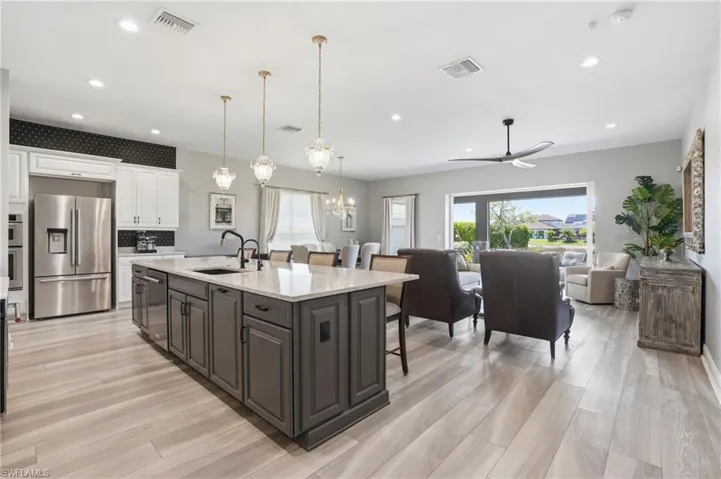 3549 Pilot Cir, Naples, Florida 34120
